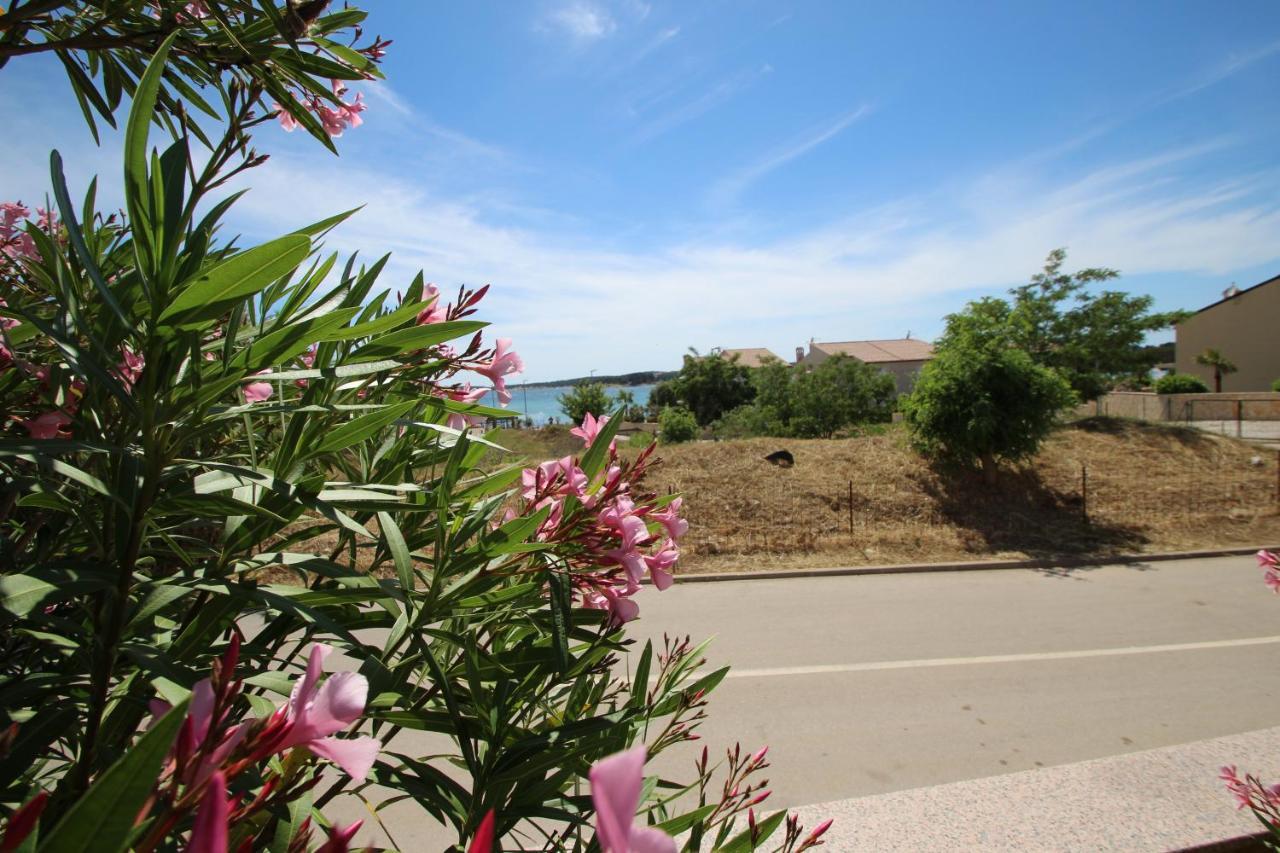 Four Bedroom Beach House Amaya Medulin Exterior foto