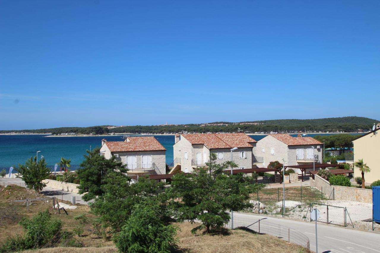 Four Bedroom Beach House Amaya Medulin Exterior foto